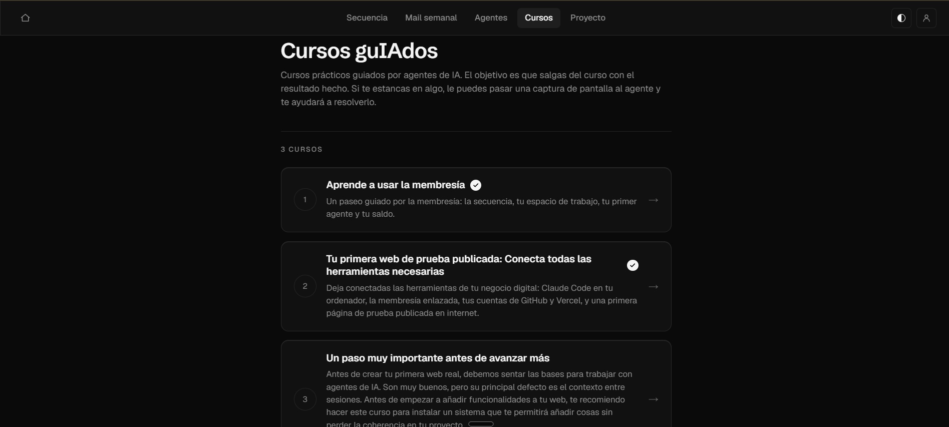 La lista de cursos guIAdos dentro de la membresía